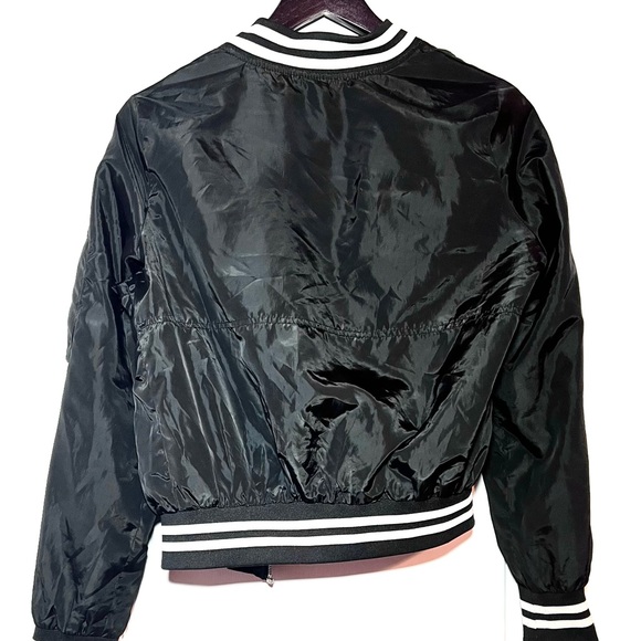 🟪Black streetwear society bomber style windbreaker - Picture 2 of 5